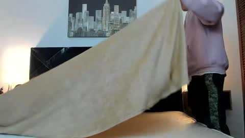 Adrian online show from April 2026 03:12:02 AM