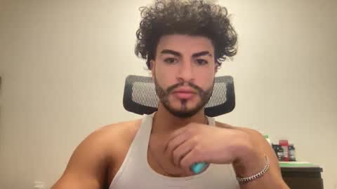 Snapshot of adriano_guapo chatting on November 2025 11:51:02 PM adriano guapo online show from November 2025 11:51:02 PM