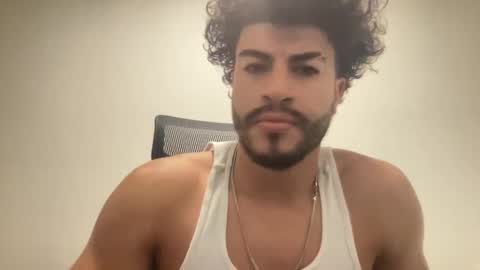 Snapshot of adriano_guapo chatting on November 2025 01:09:02 AM adriano guapo online show from November 2025 01:09:02 AM