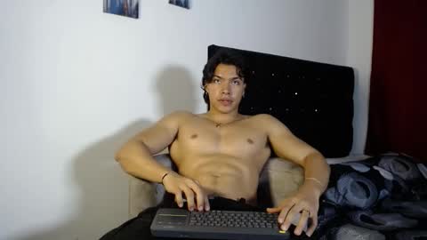 adriel_escalante online show from December 2025 03:46:02 AM