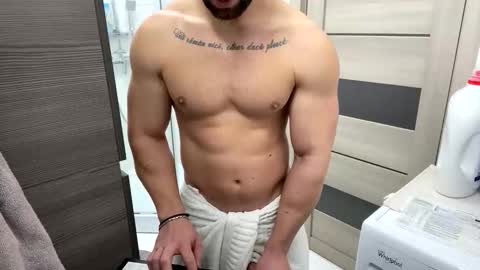 Mrrfitt online show from December 2025 08:12:01 AM