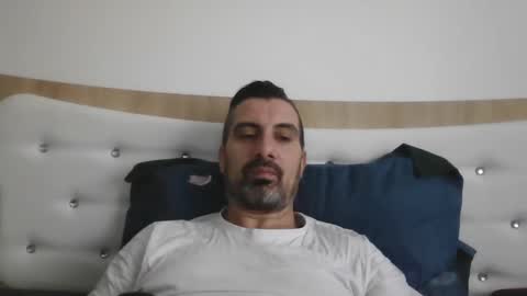 Snapshot of adyyyyyyyyyy35 chatting on January 2026 08:28:02 AM Adrian online show from January 2026 08:28:02 AM