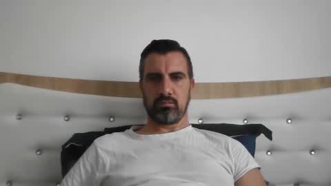 Adrian online show from April 2026 12:00:02 PM