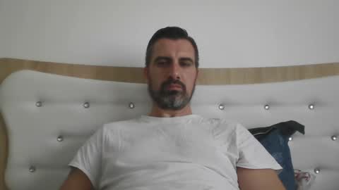 Adrian online show from April 2026 11:33:01 AM