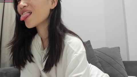 Aenie online show from January 2025 02:46:02 PM