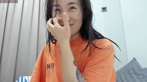 Aenie online show from February 2025 01:22:01 PM