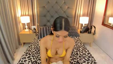 Snapshot of aela_washington chatting on December 2024 07:24:02 PM Aela online show from December 2024 07:24:02 PM