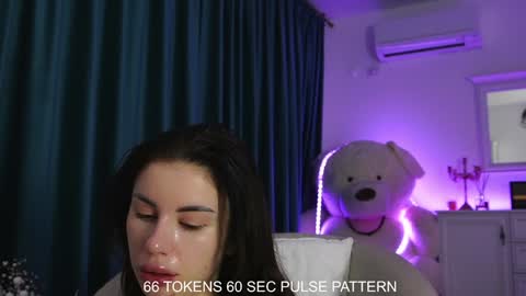 Snapshot of aelia_anara chatting on January 2025 05:44:02 AM Aelia online show from January 2025 05:44:02 AM