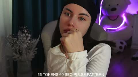 Snapshot of aelia_anara chatting on January 2025 06:46:01 AM Aelia online show from January 2025 06:46:01 AM