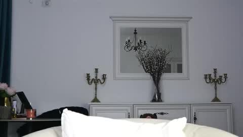 Snapshot of aelia_anara chatting on September 2025 03:54:01 AM Aelia online show from September 2025 03:54:01 AM