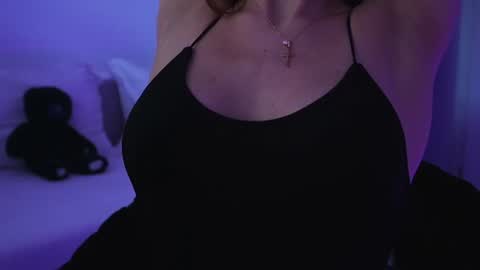 Aelia online show from June 2026 04:03:01 AM