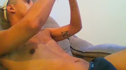 Snapshot of aelucius chatting on January 2025 03:18:02 AM Luci online show from January 2025 03:18:02 AM