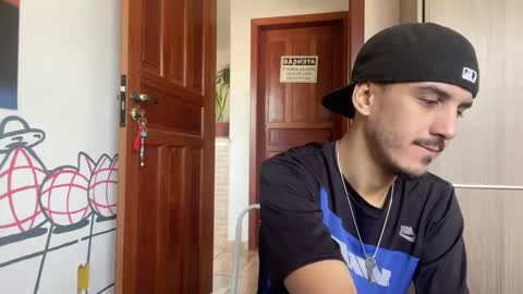 Snapshot of aelucius chatting on September 2025 06:40:01 PM Luci online show from September 2025 06:40:01 PM