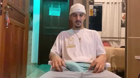 Snapshot of aelucius chatting on September 2025 03:29:01 AM Luci online show from September 2025 03:29:01 AM