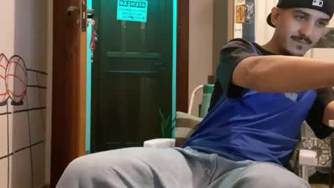 Snapshot of aelucius chatting on October 2025 02:31:01 AM Luci online show from October 2025 02:31:01 AM