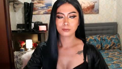 Snapshot of affairtoyourgoddesskhendra chatting on December 2024 07:26:02 PM Dominant Goddess Contessa online show from December 2024 07:26:02 PM