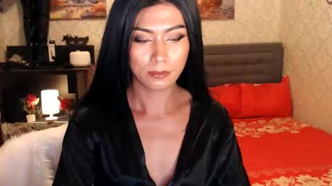 Snapshot of affairtoyourgoddesskhendra chatting on February 2025 10:00:01 PM Dominant Goddess Contessa online show from February 2025 10:00:01 PM