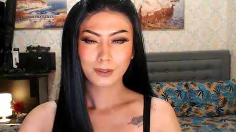 Snapshot of affairtoyourgoddesskhendra chatting on February 2025 05:48:01 PM Dominant Goddess Contessa online show from February 2025 05:48:01 PM