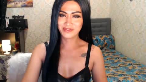 Snapshot of affairtoyourgoddesskhendra chatting on February 2025 10:03:02 PM Dominant Goddess Contessa online show from February 2025 10:03:02 PM