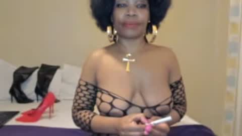 Snapshot of aficangagqueen chatting on July 2026 10:19:02 PM AfricanSquirtQueen online show from July 2026 10:19:02 PM