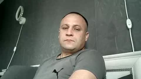 Sasha online show from November 2025 07:08:01 AM