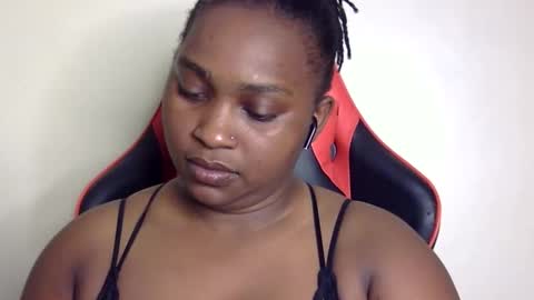 Snapshot of african001 chatting on December 2025 06:49:02 PM stella online show from December 2025 06:49:02 PM