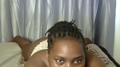 Snapshot of african001 chatting on January 2026 04:48:01 AM stella online show from January 2026 04:48:01 AM