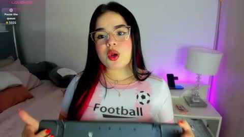 Vanessa online show from October 2025 01:12:02 AM