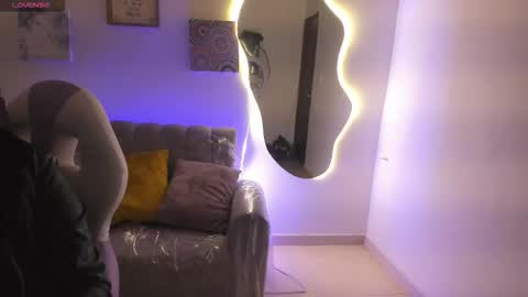 afrodita_rouss online show from February 2026 09:02:01 PM