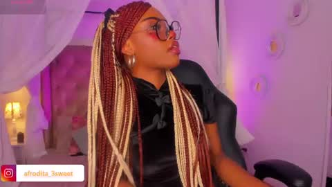 Snapshot of afrodita_sweeet chatting on July 2026 09:39:02 PM Afrodita online show from July 2026 09:39:02 PM