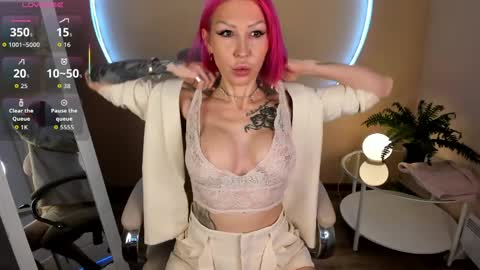 Agata online show from March 2026 07:13:02 PM