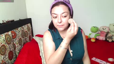 Hanna online show from December 2024 04:37:01 PM