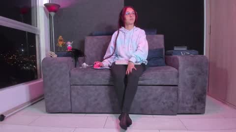 Snapshot of agatacollinsss chatting on February 2025 07:34:01 AM Agata Collinss online show from February 2025 07:34:01 AM