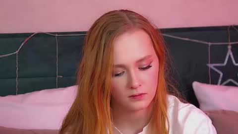 AgataFoxley online show from December 2025 08:48:01 PM