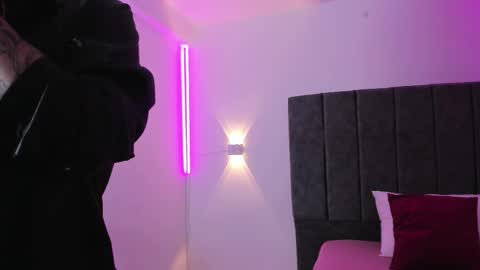 Snapshot of agataliz chatting on November 2025 04:18:02 PM Agata Liz online show from November 2025 04:18:02 PM