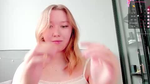 agatha_mayson online show from June 2026 07:31:02 AM