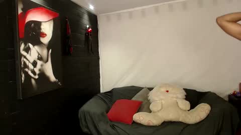 CAROLINA online show from February 2026 08:25:02 PM