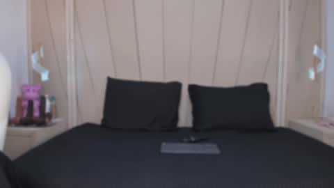 Agatha Steel online show from October 2025 08:16:02 PM