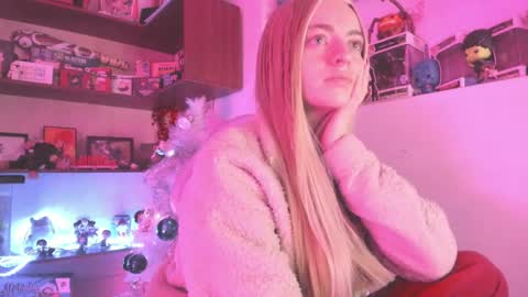 Camila     2 online show from December 2024 06:11:02 AM