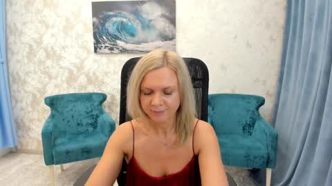 Snapshot of agathaklouin chatting on January 2025 07:04:02 PM Agatha online show from January 2025 07:04:02 PM