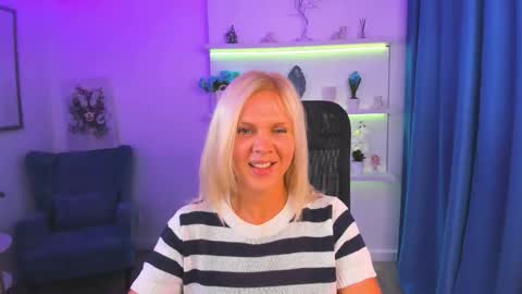 Snapshot of agathaklouin chatting on September 2025 08:08:01 PM Agatha online show from September 2025 08:08:01 PM