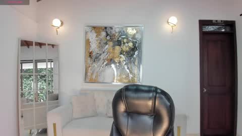 Agatha online show from April 2026 10:18:01 PM