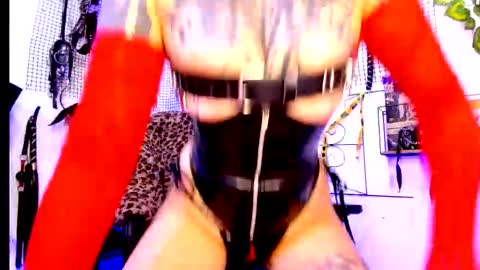 Snapshot of agathamoonn chatting on February 2026 09:09:02 PM Agatha Fox online show from February 2026 09:09:02 PM