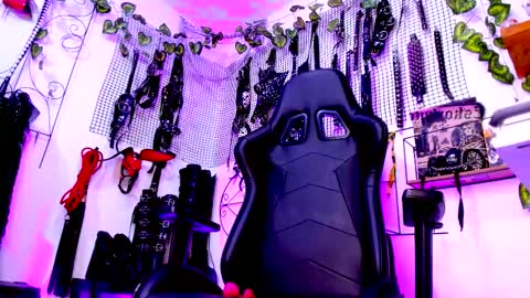 Snapshot of agathamoonn chatting on February 2026 09:32:01 PM Agatha Fox online show from February 2026 09:32:01 PM