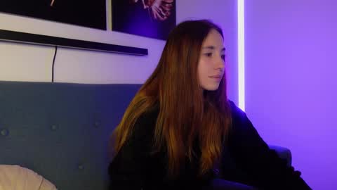 Agelina Lilly Laura online show from January 2025 06:57:01 PM