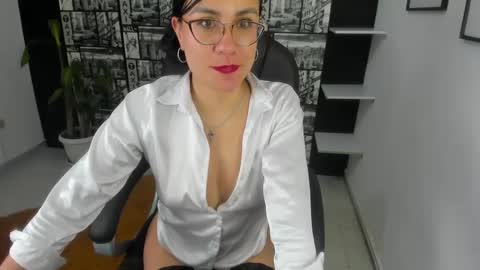 Aghata Moon online show from December 2024 12:41:01 AM
