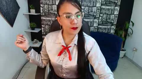 Snapshot of aghata_moon chatting on November 2025 01:22:02 PM Aghata Moon online show from November 2025 01:22:02 PM
