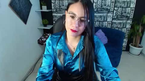 Snapshot of aghata_moon chatting on November 2025 04:29:02 PM Aghata Moon online show from November 2025 04:29:02 PM