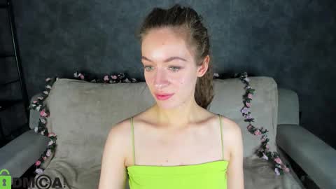 Snapshot of agnes_wells chatting on November 2025 09:26:02 AM agnes wells online show from November 2025 09:26:02 AM