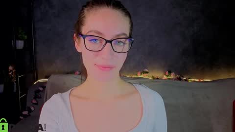 Snapshot of agnes_wells chatting on December 2025 09:25:01 AM agnes wells online show from December 2025 09:25:01 AM